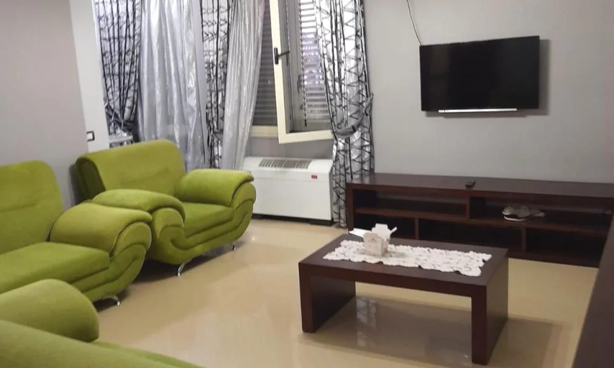 Shtepi me qera Apartament ne Tirane, 2+1, Mobilimi E mobiluar, Pagesa 60,000  Leke.