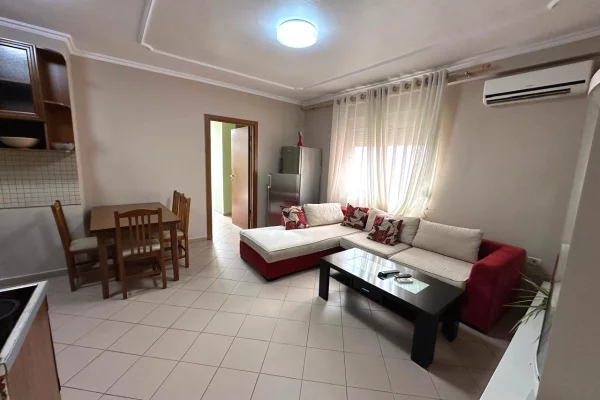 Shtepi me qera 1+1 ne Tirane - 60,000 Leke