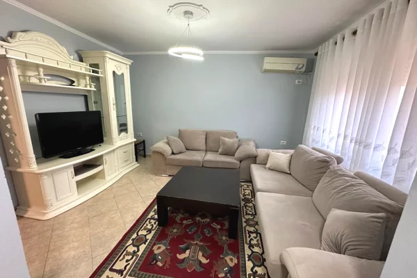 🏢Ambasada Amerikane jepet me qera apartament 1+1,i mobiluar.50,000Leke