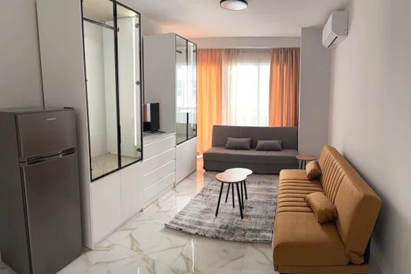 Shtepi me qera Garsoniere ne Tirane - 42,000 Leke