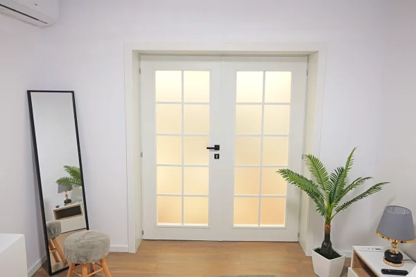 Shtepi me qera Apartament ne Tirane, 1+1, Mobilimi E mobiluar, Pagesa 75,000  Leke.