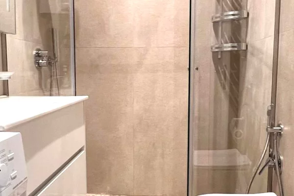 Shtepi me qera Apartament ne Tirane, 2+1, Mobilimi E mobiluar, Pagesa 800  Euro.