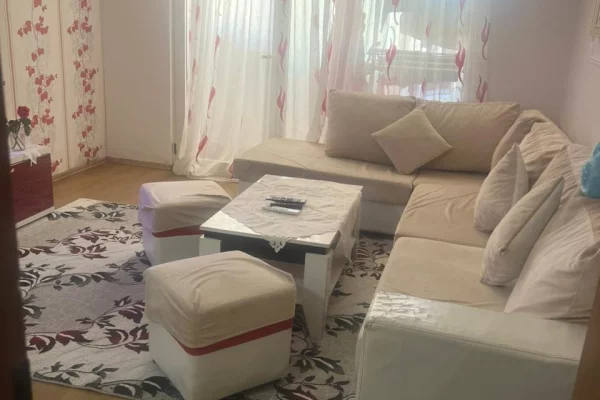 Shtepi me qera 1+1 ne Tirane - 45,000 Leke