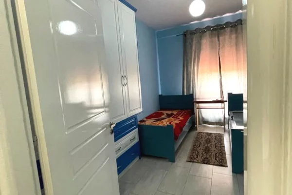 Shtepi me qera Apartament ne Tirane, 2+1, Mobilimi E mobiluar, Pagesa 60,000  Leke.