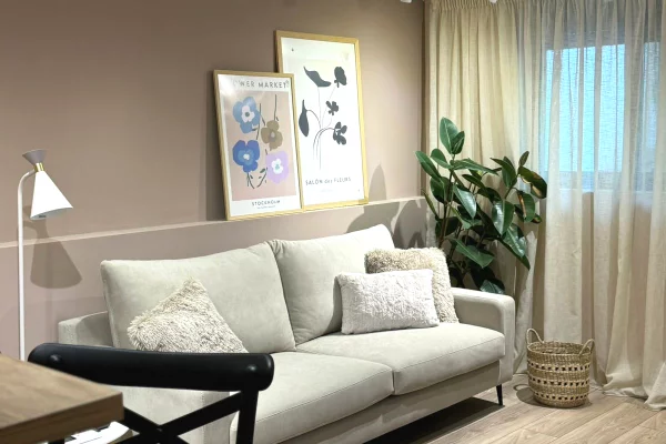 🏠Ish Tregu Elektrik jepet me qera kati i I-re i nje vile,2+1,i mobiluar.65,000 Leke