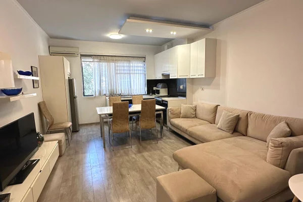 🏢Tek Brryli,prane Bar Votra jepet me qera apartament,1+1,i mobiluar 50,000Leke