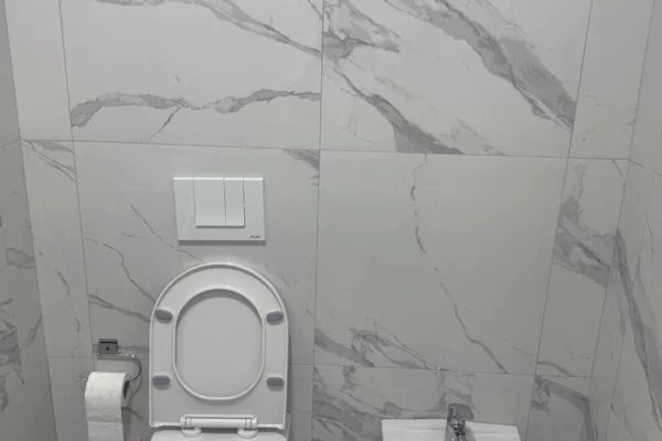 Shtepi me qera Apartament ne Tirane, 1+1, Mobilimi E mobiluar, Pagesa 50,000  Leke.