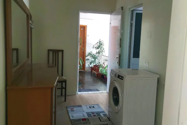 Shtepi me qera Apartament ne Tirane, 1+1, Mobilimi E mobiluar, Pagesa 48,000  Leke.
