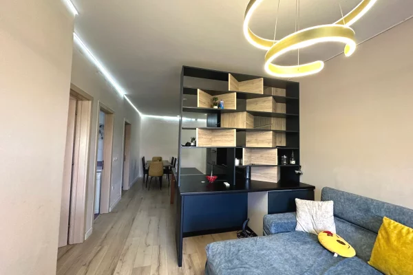 Shtepi me qera Apartament ne Tirane, 2+1, Mobilimi E mobiluar, Pagesa 420  Euro.