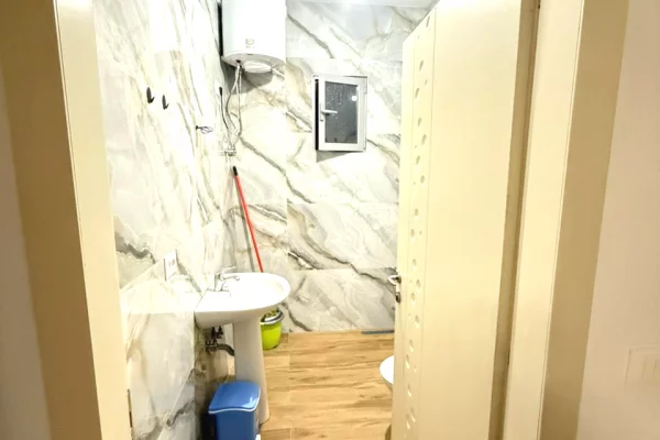 Villa di lusso in affitto a Tirana 1+1, Arredato