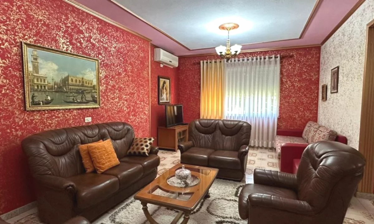 Shtepi me qera Apartament ne Tirane, 2+1, Mobilimi E mobiluar, Pagesa 70,000  Leke.