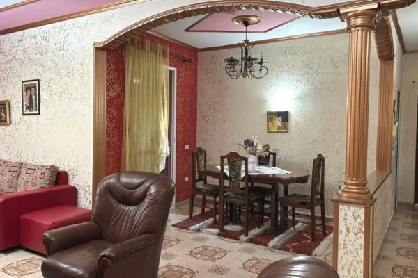 Shtepi me qera Apartament ne Tirane, 2+1, Mobilimi E mobiluar, Pagesa 70,000  Leke.