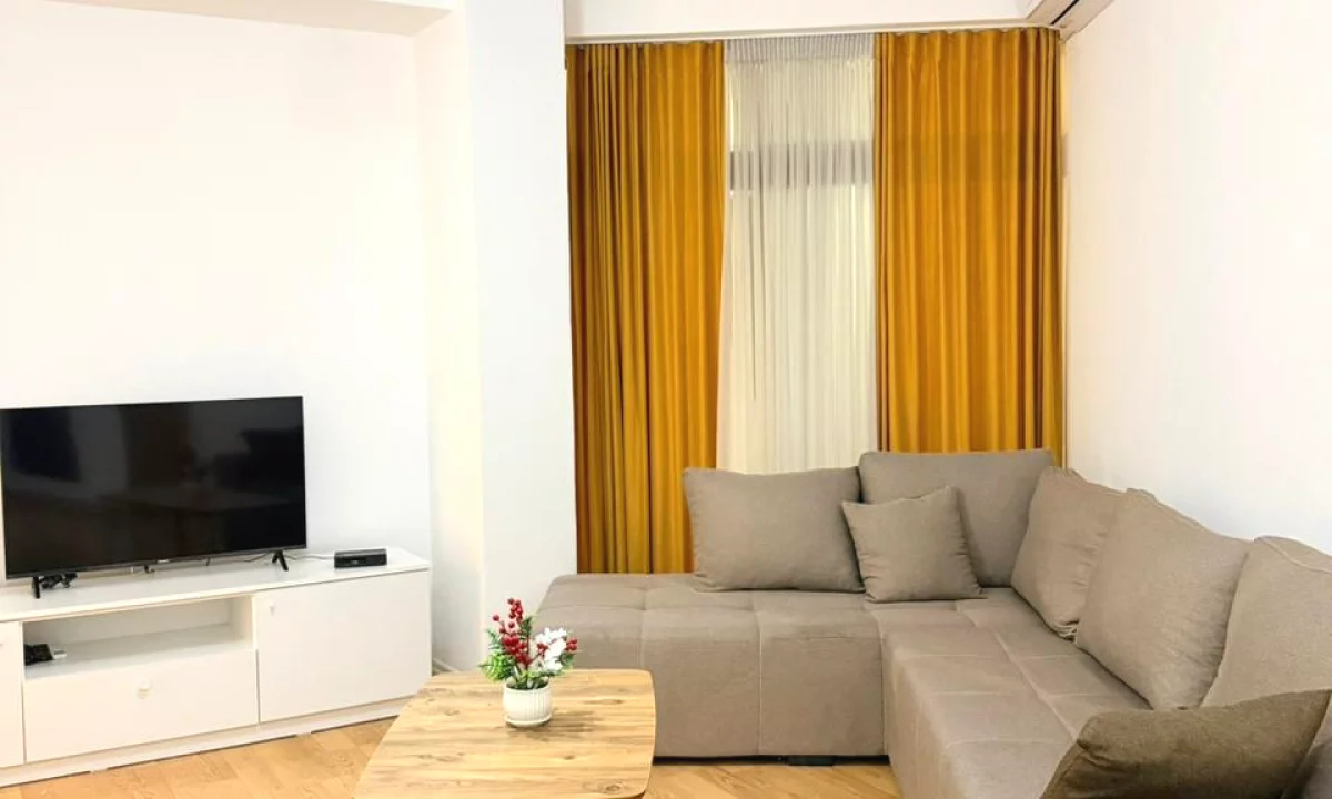 Shtepi me qera Apartament ne Tirane, 2+1, Mobilimi E mobiluar, Pagesa 600  Euro.
