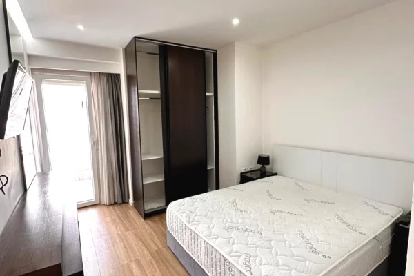 Shtepi me qera Apartament ne Tirane, 1+1, Mobilimi E mobiluar, Pagesa 700  Euro.