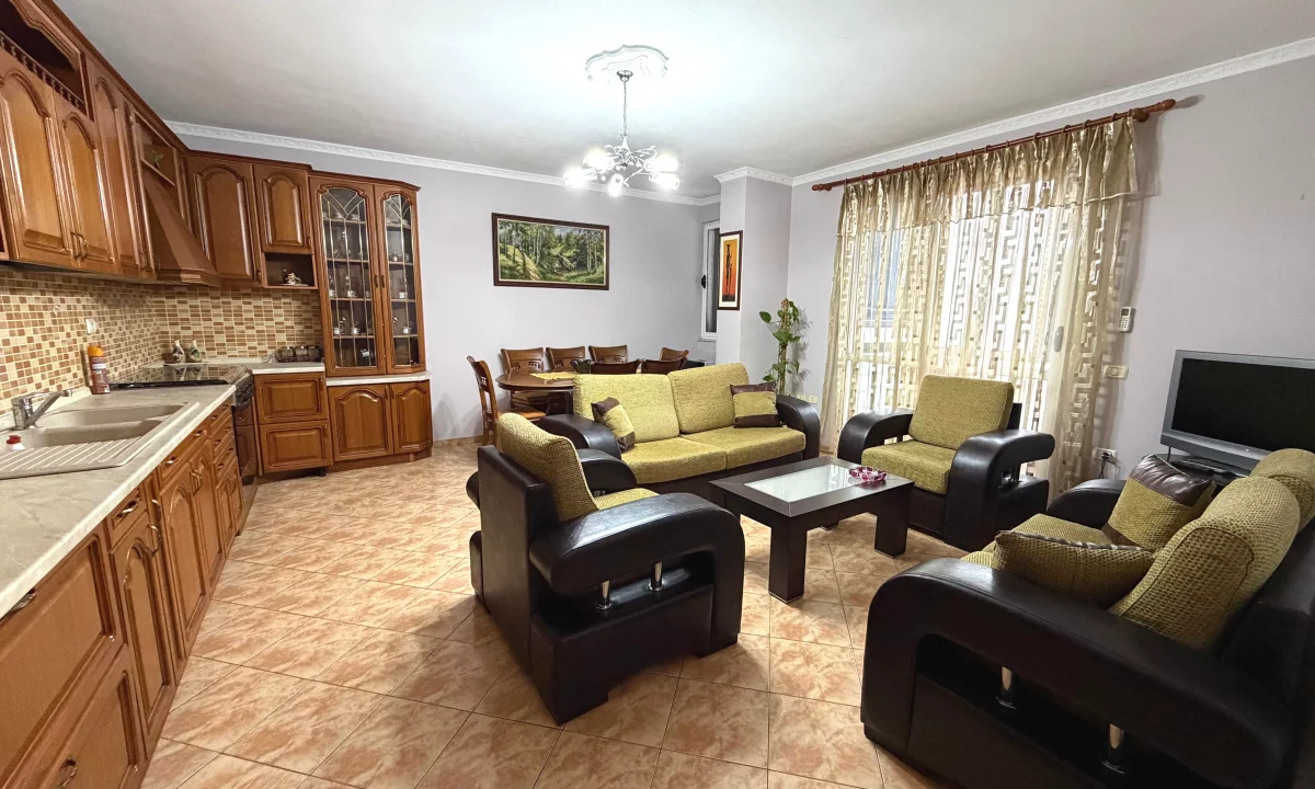 Shtepi me qera Apartament ne Tirane, 1+1, Mobilimi E mobiluar, Pagesa 50,000  Leke.