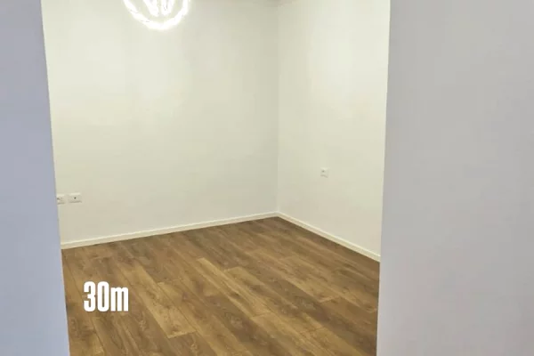 Apartment for sale in Tirana Garsoniere, Emty