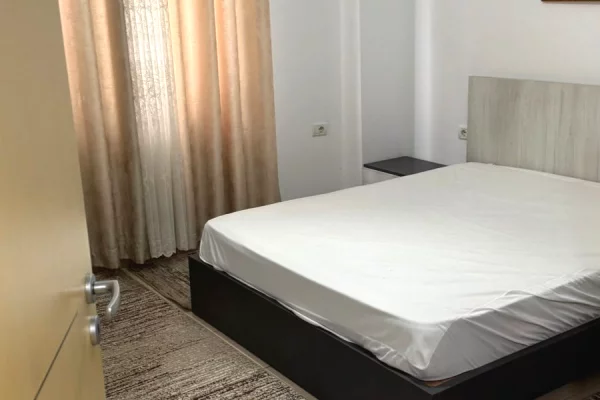 Appartamento in affitto a Tirana 1+1, Arredato