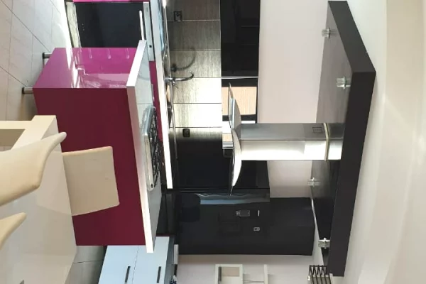 Shtepi me qera Apartament ne Tirane, 2+1, Mobilimi E mobiluar, Pagesa 700  Euro.