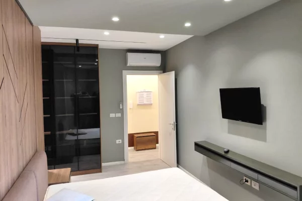 Shtepi me qera Apartament ne Tirane, 2+1, Mobilimi E mobiluar, Pagesa 750  Euro.