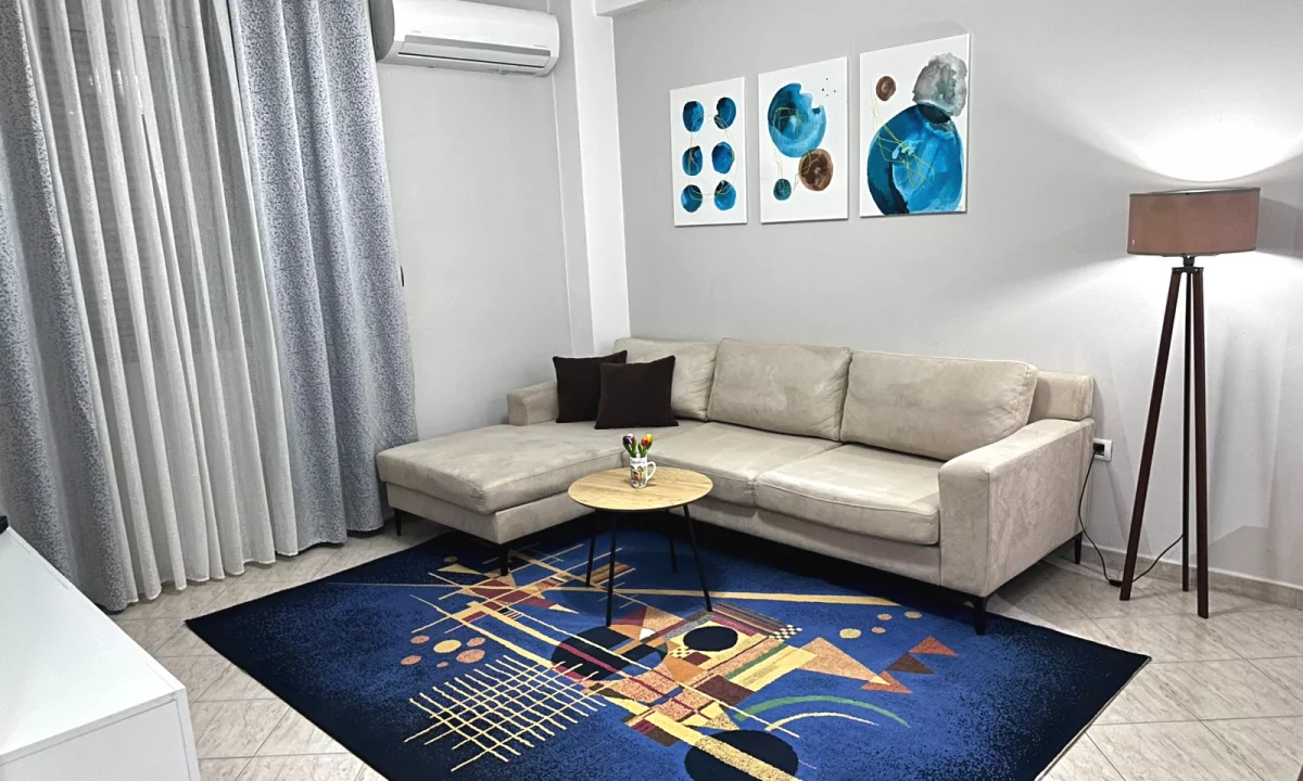 Shtepi me qera Apartament ne Tirane, 1+1, Mobilimi E mobiluar, Pagesa 55,000  Leke.