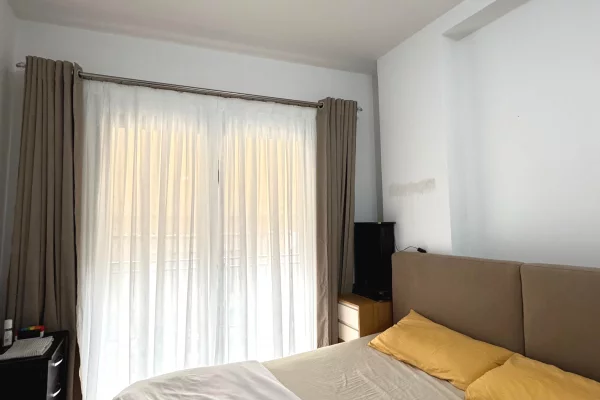 Shtepi ne shitje Apartament ne Tirane, 2+1, Mobilimi E mobiluar, Pagesa 380,000  Euro.
