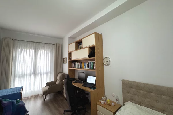 Shtepi ne shitje Apartament ne Tirane, 2+1, Mobilimi E mobiluar, Pagesa 380,000  Euro.