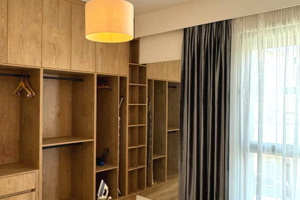 Shtepi me qera Apartament ne Tirane, 1+1, Mobilimi E mobiluar, Pagesa 900  Euro.