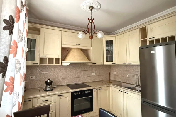 🏢Kopshti Botanik,jepet me qera apartament 2+1+2,i mobiluar 60,000L