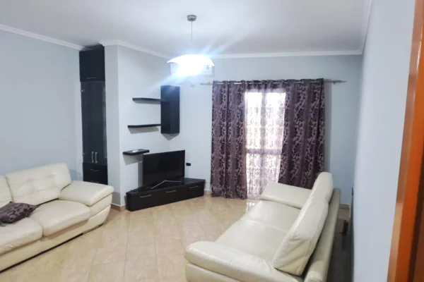 Shtepi me qera Apartament ne Tirane, 1+1, Mobilimi E mobiluar, Pagesa 42,000  Leke.