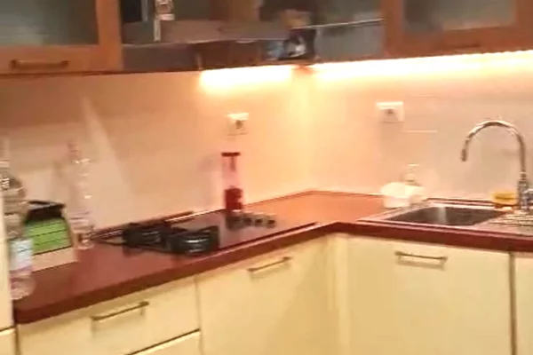 Shtepi me qera Apartament ne Tirane, 2+1, Mobilimi E mobiluar, Pagesa 60,000  Leke.