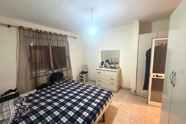 Shtepi me qera Apartament ne Tirane, 1+1, Mobilimi E mobiluar, Pagesa 40,000  Leke.