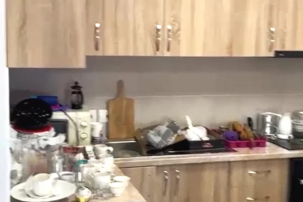 Shtepi me qera Apartament ne Tirane, 2+1, Mobilimi E mobiluar, Pagesa 65,000  Leke.