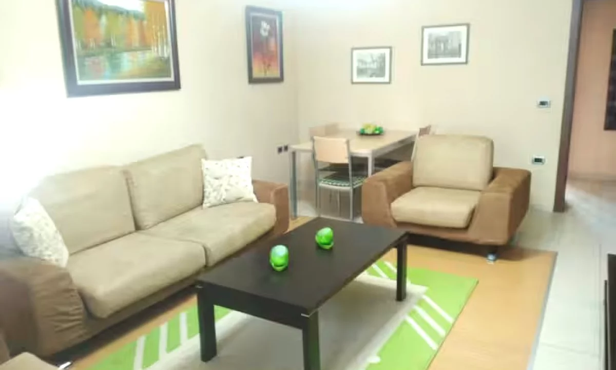 Shtepi me qera Vila Luksoze ne Tirane, 2+1, Mobilimi E mobiluar, Pagesa 450  Euro.