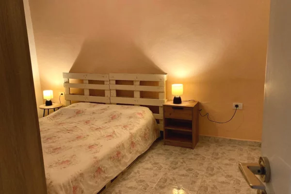 Shtepi me qera Apartament ne Tirane, 1+1, Mobilimi E mobiluar, Pagesa 55,000  Leke.