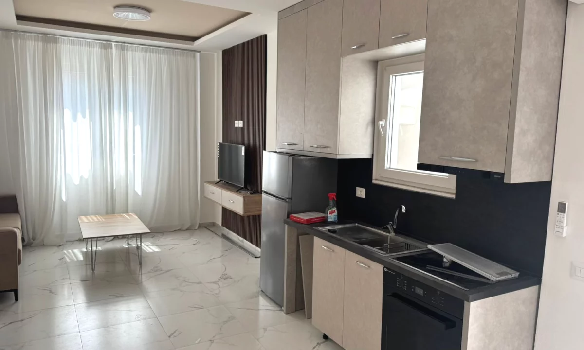 Shtepi me qera Apartament ne Tirane, 1+1, Mobilimi E mobiluar, Pagesa 50,000  Leke.