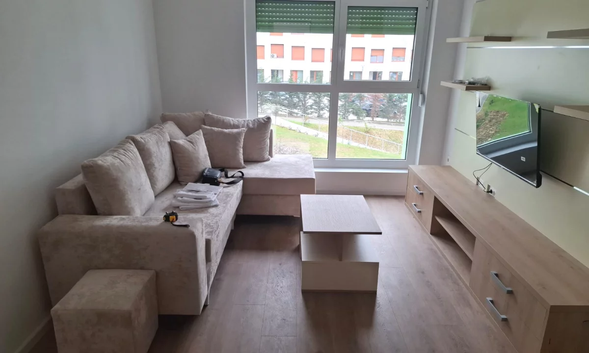 Shtepi me qera Apartament ne Tirane, 1+1, Mobilimi E mobiluar, Pagesa 500  Euro.