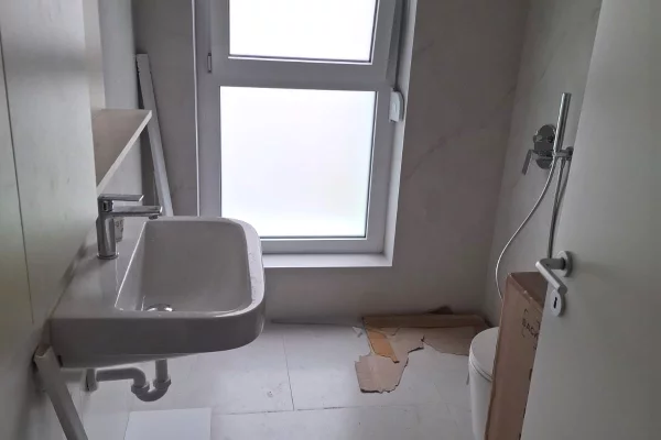 Shtepi me qera Apartament ne Tirane, 1+1, Mobilimi E mobiluar, Pagesa 500  Euro.