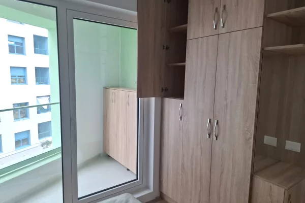 Shtepi me qera Apartament ne Tirane, 1+1, Mobilimi E mobiluar, Pagesa 500  Euro.