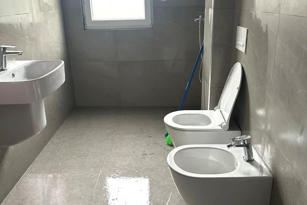 🏢Bulevardi i Ri,Rezidenca Dael,jepet me qera per zyra,apartament 2+1,Bosh 60,000Leke