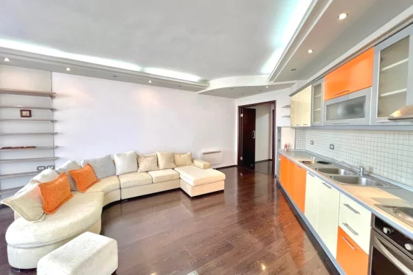 Shtepi me qera 2+1 ne Tirane - 60,000 Leke