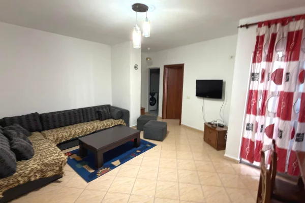 Shtepi me qera 1+1 ne Tirane - 45,000 Leke