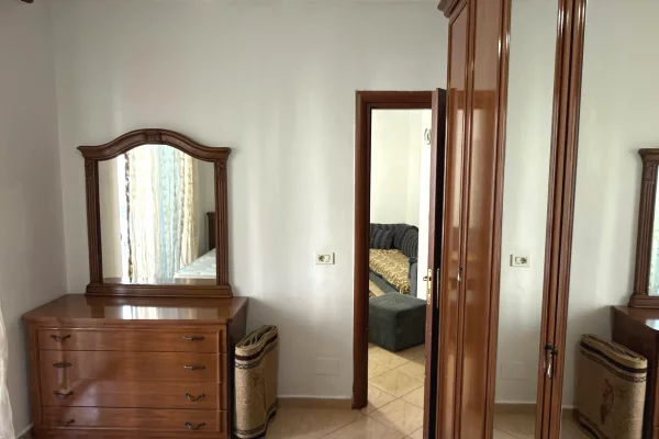 Shtepi me qera Apartament ne Tirane, 1+1, Mobilimi E mobiluar, Pagesa 45,000  Leke.