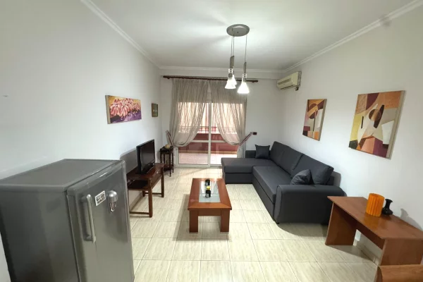 Shtepi me qera Apartament ne Tirane, 1+1, Mobilimi E mobiluar, Pagesa 45,000  Leke.