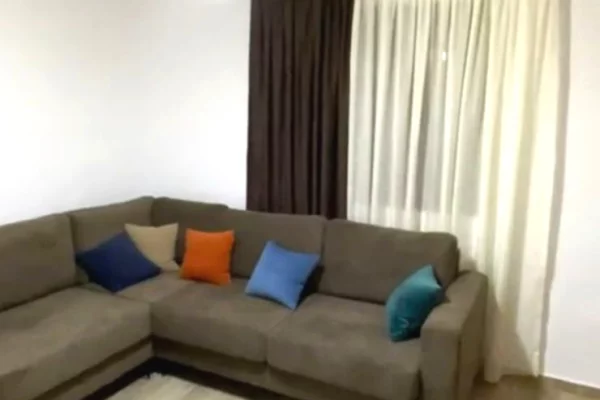 Shtepi me qera 1+1 ne Tirane - 500 Euro