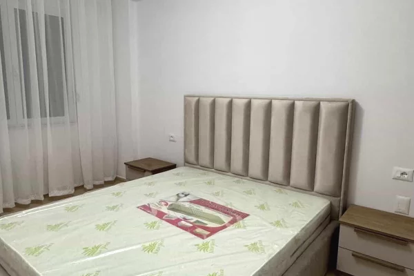 Shtepi me qera Apartament ne Tirane, 2+1, Mobilimi E mobiluar, Pagesa 70,000  Leke.