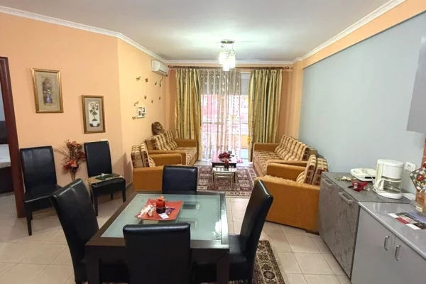 Shtepi me qera Apartament ne Tirane, 1+1, Mobilimi E mobiluar, Pagesa 45,000  Leke.
