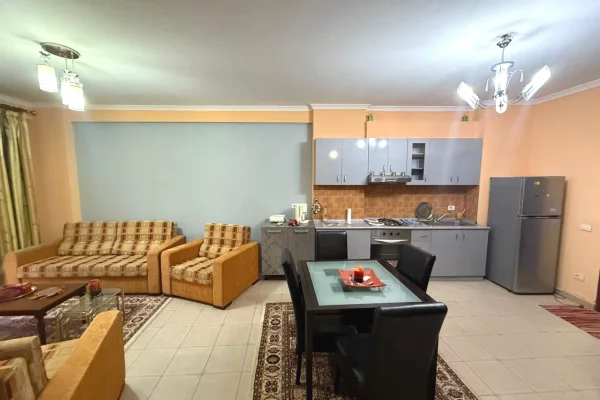 Shtepi me qera Apartament ne Tirane, 1+1, Mobilimi E mobiluar, Pagesa 45,000  Leke.