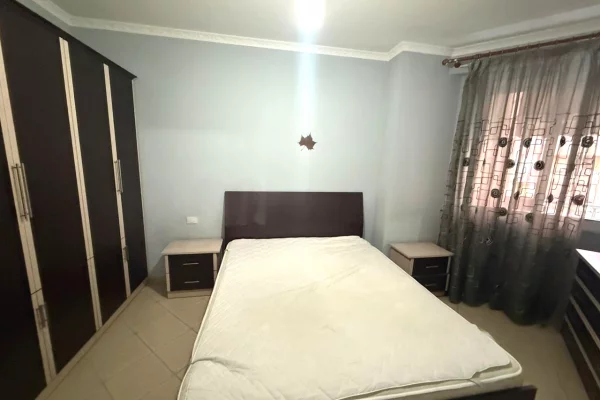 Shtepi me qera Apartament ne Tirane, 1+1, Mobilimi E mobiluar, Pagesa 45,000  Leke.