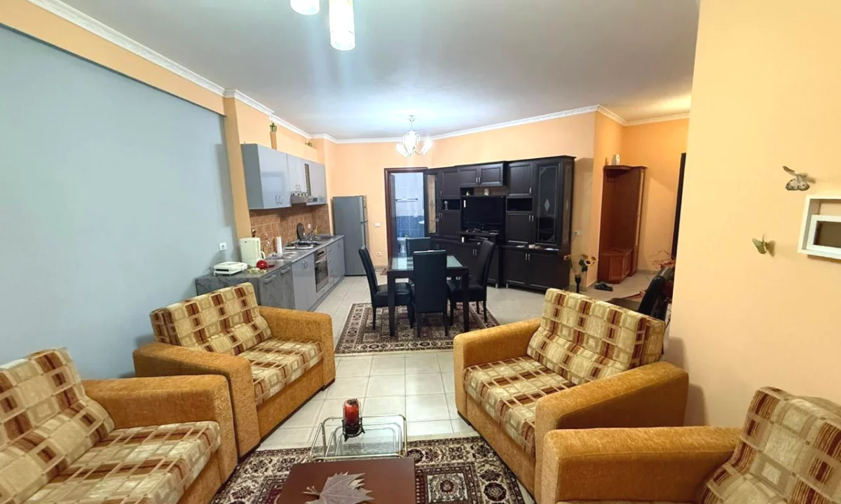Shtepi me qera Apartament ne Tirane, 1+1, Mobilimi E mobiluar, Pagesa 45,000  Leke.