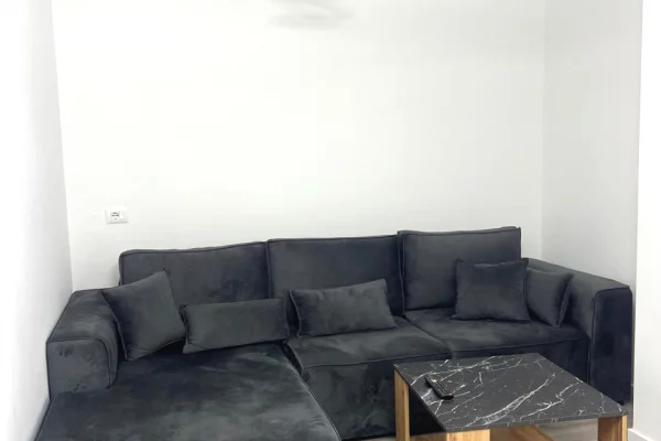 Shtepi me qera Apartament ne Tirane, 1+1, Mobilimi E mobiluar, Pagesa 65,000  Leke.